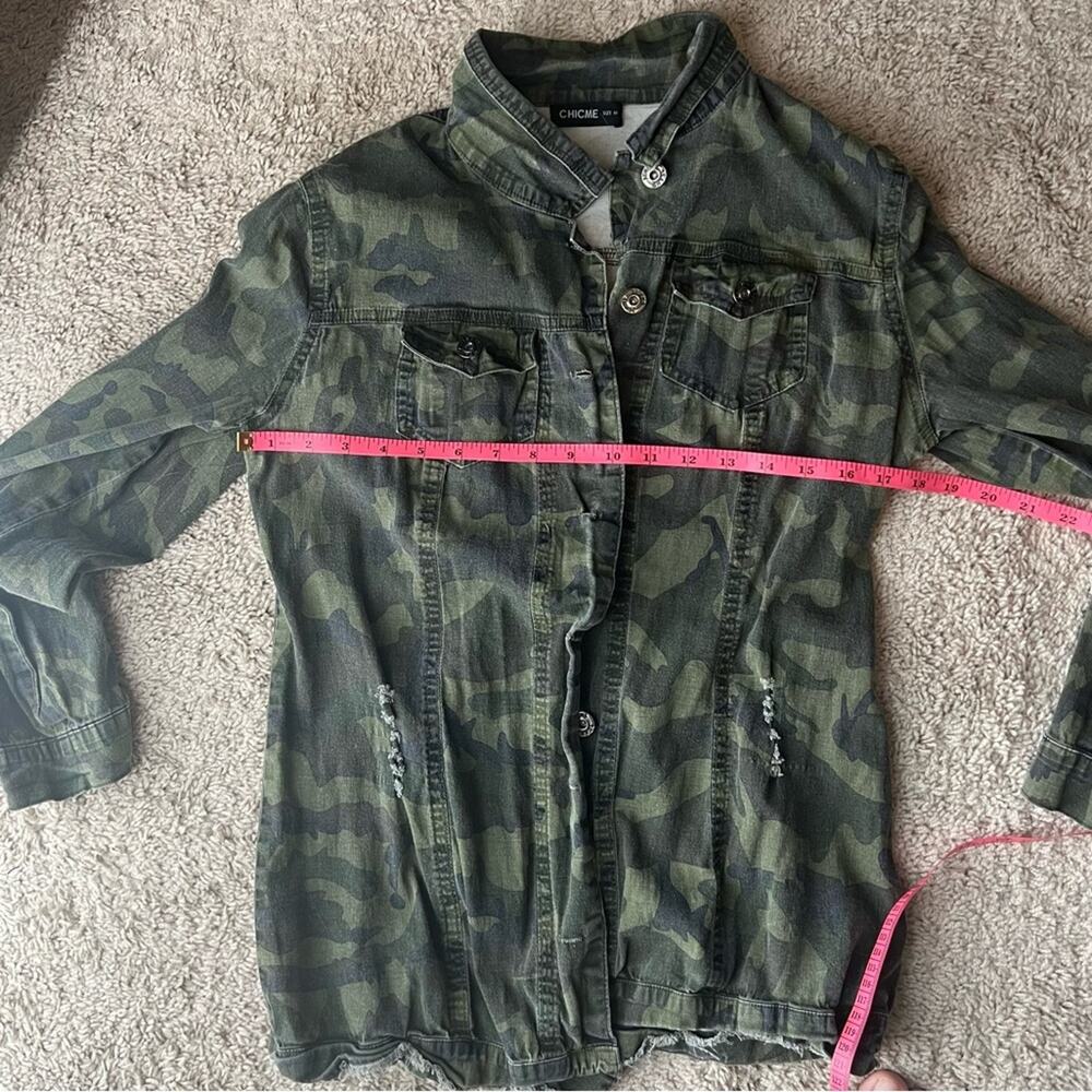 Distressed Camouflage Button-Up Jacket Size Medium - image 3